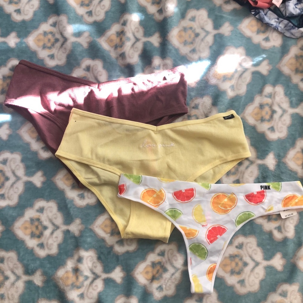 PINK Undies